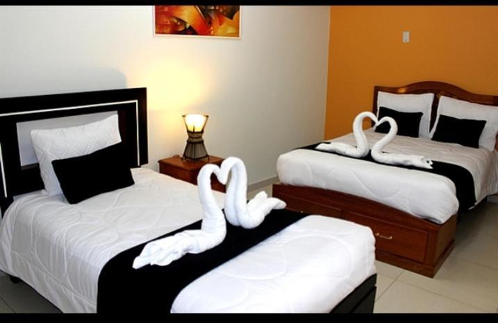Hostal Universal Huaraz ภายนอก รูปภาพ